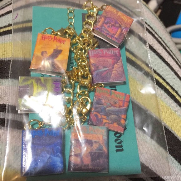 Book, Movie, Playbill charm bracelet - Picture 4 of 8